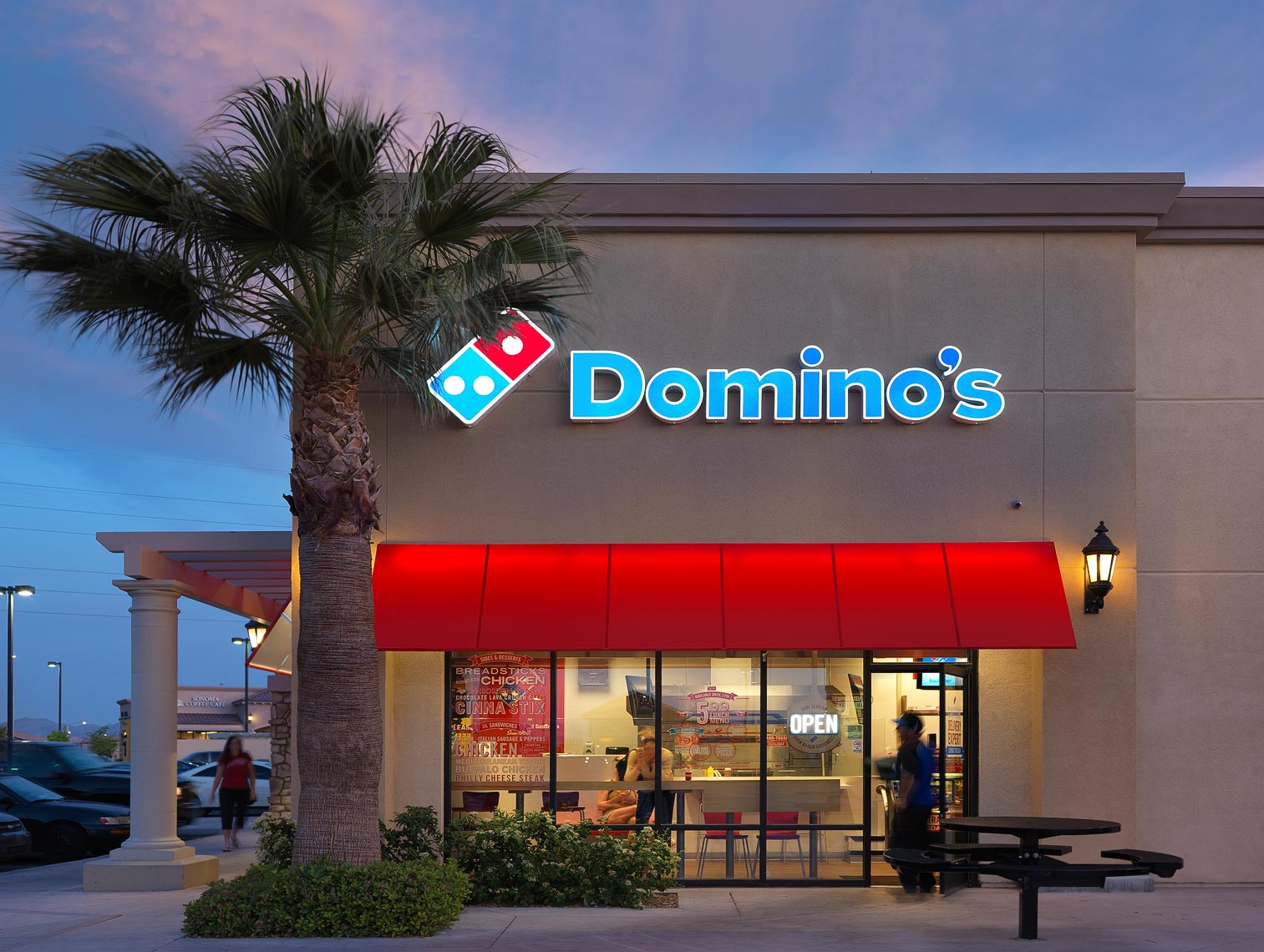 Dominos-Vegas-24